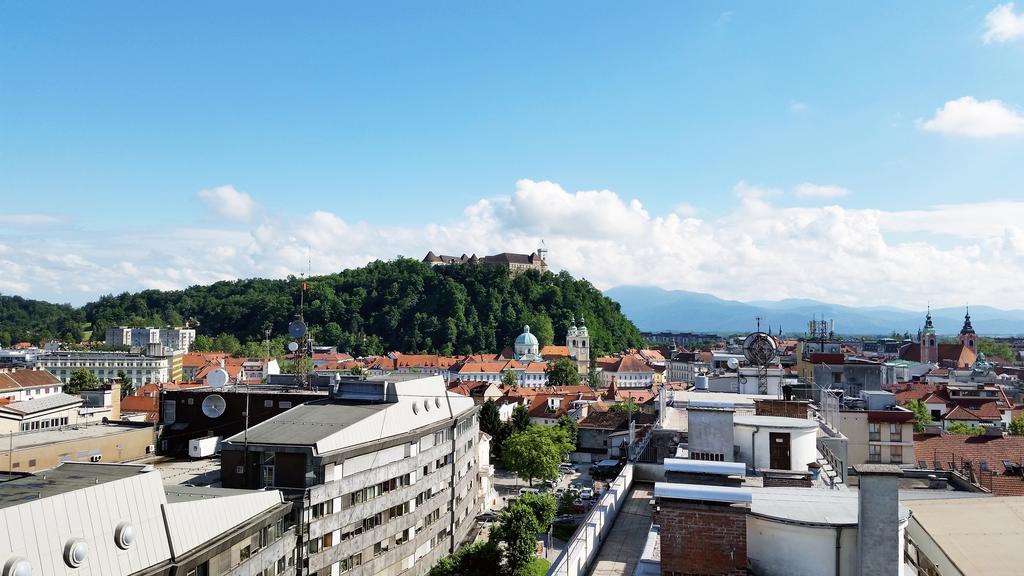 Charming Terrace Apartments Ana And Maria Tour As Liubliana Exterior foto