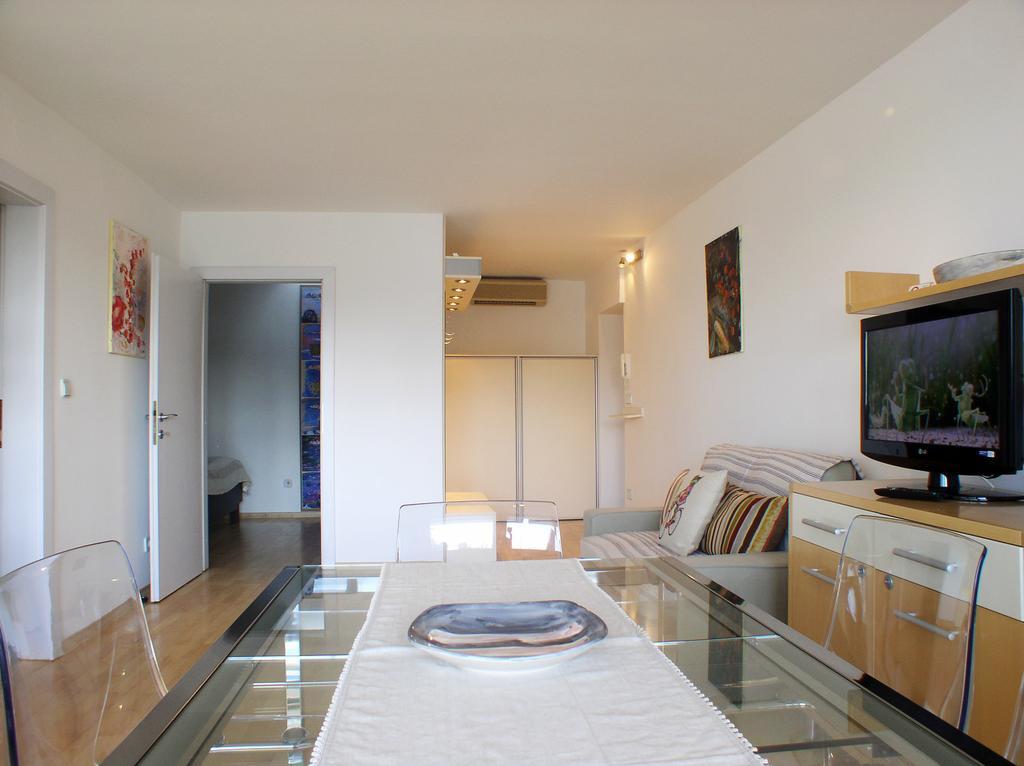 Charming Terrace Apartments Ana And Maria Tour As Liubliana Exterior foto