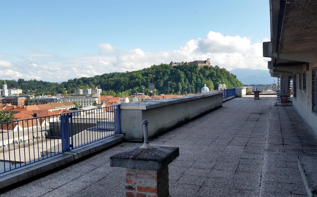 Charming Terrace Apartments Ana And Maria Tour As Liubliana Exterior foto