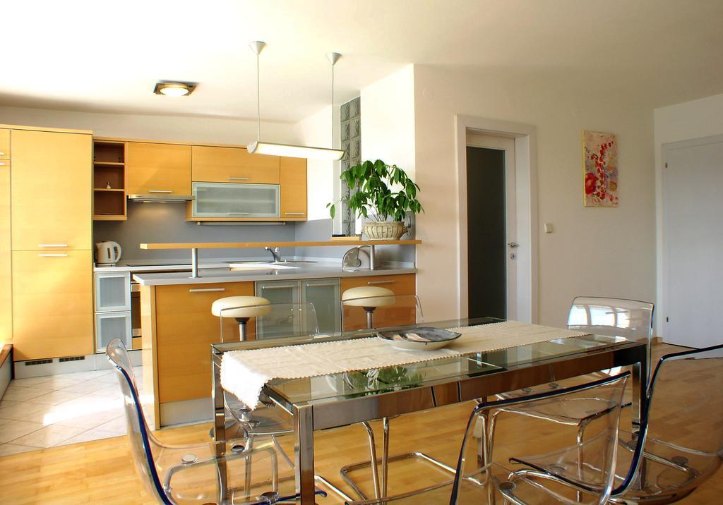 Charming Terrace Apartments Ana And Maria Tour As Liubliana Exterior foto